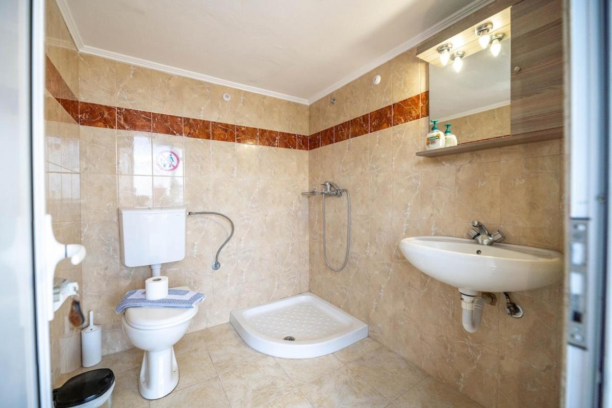 Springs Petronas Apartment Αρχάγγελος Εξωτερικό φωτογραφία