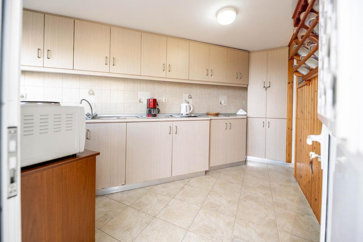 Springs Petronas Apartment Αρχάγγελος Εξωτερικό φωτογραφία
